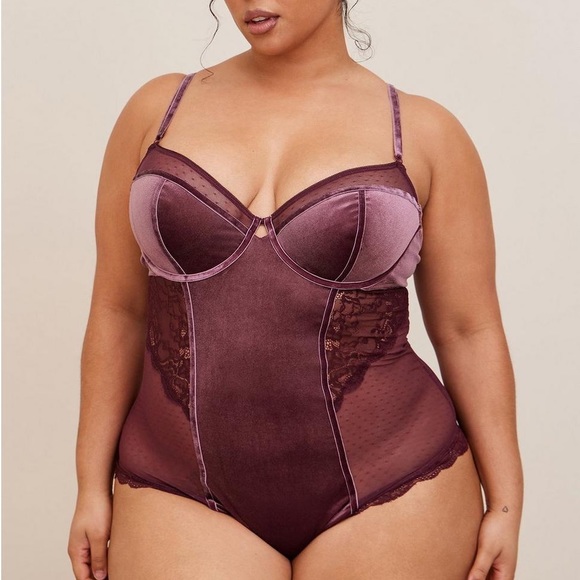 TORRID Velour And Lace Bodysuit - Picture 1 of 8